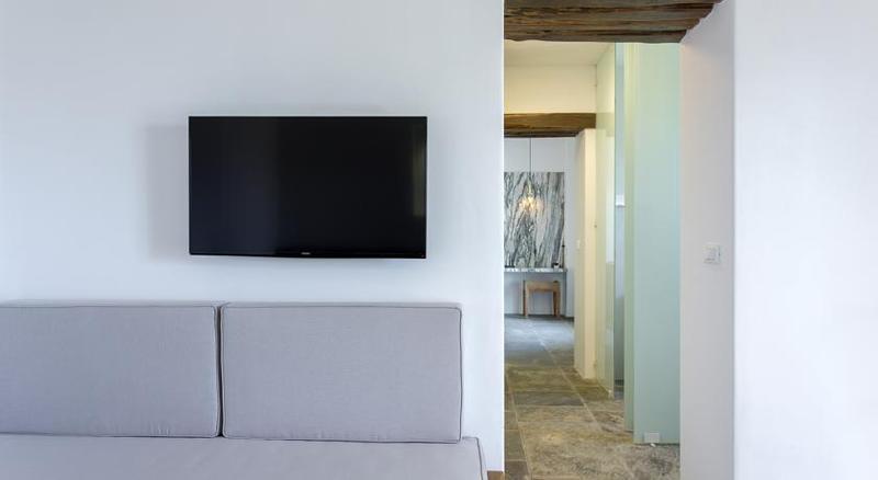Hide Out Suites ไมโลโพตาส ภายนอก รูปภาพ